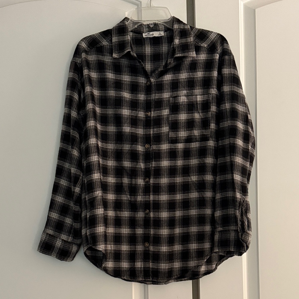Hollister Women’s Black and White Flannel